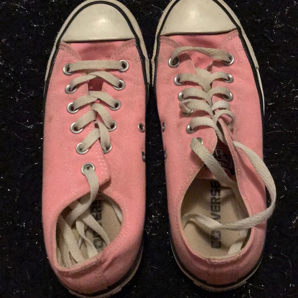Pink converse all star shoes